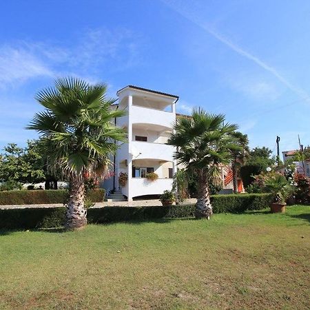 Apartments Anita Pomer Exterior foto